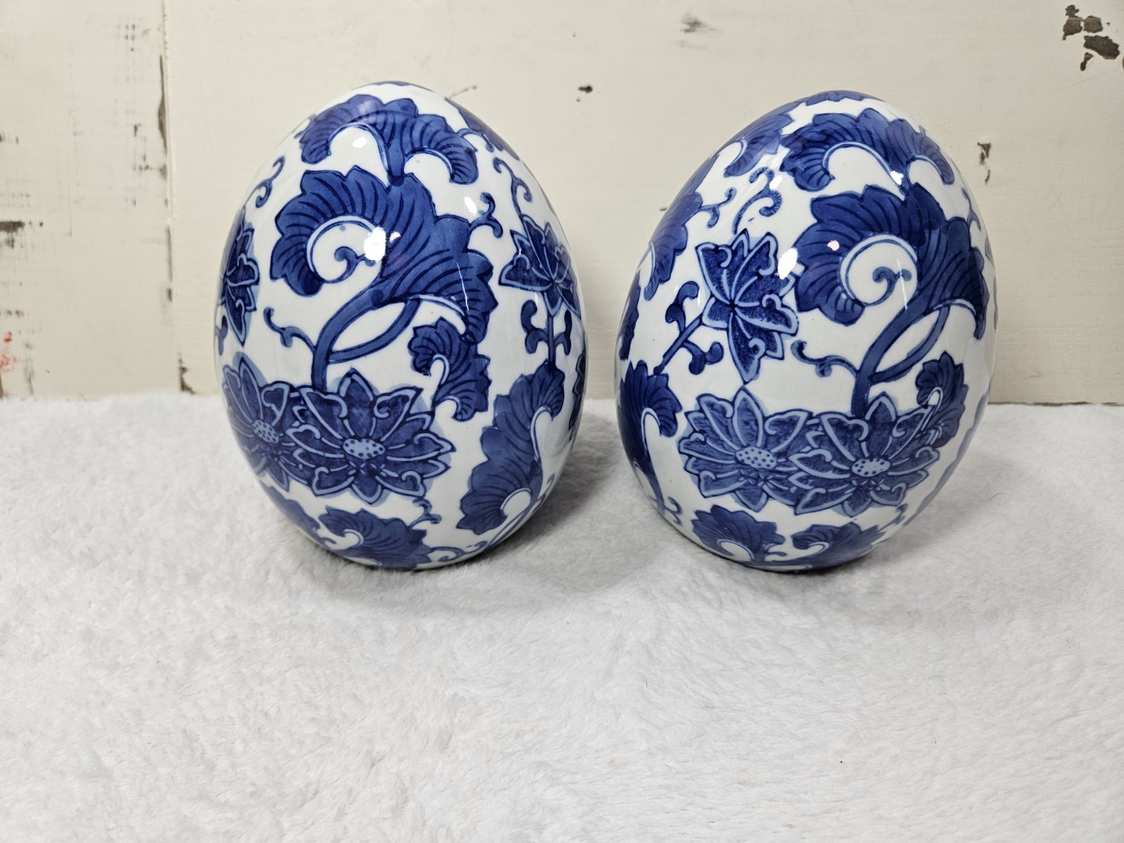 Vintage Asian Blue & White Two Large Eggs 7” Collectible Home Décor Flowers