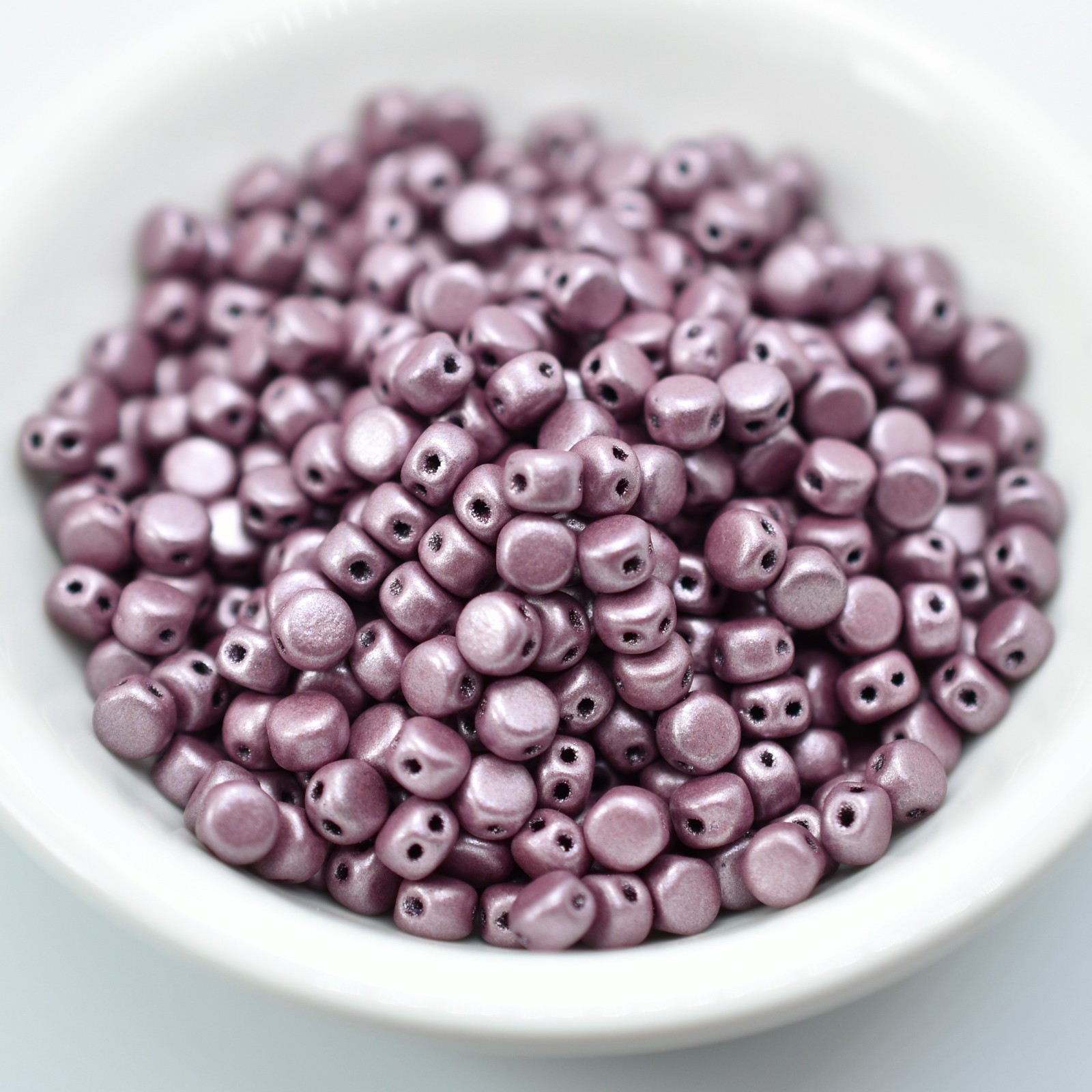Kalos® par Puca® (50 beads) 2-Hole 4x3mm Drum Shape – Matte Metallic Dark Plum