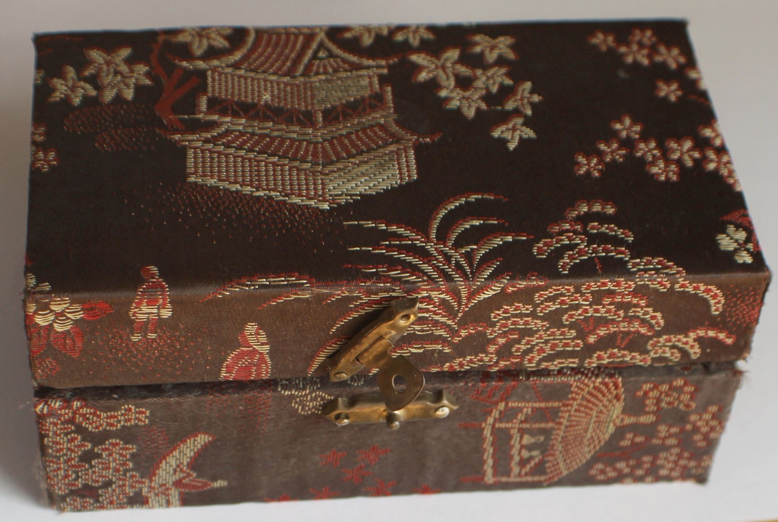 Pair of Vintage Asian Incense Burners Holders 7″ + Chinese Silver-colored Balls