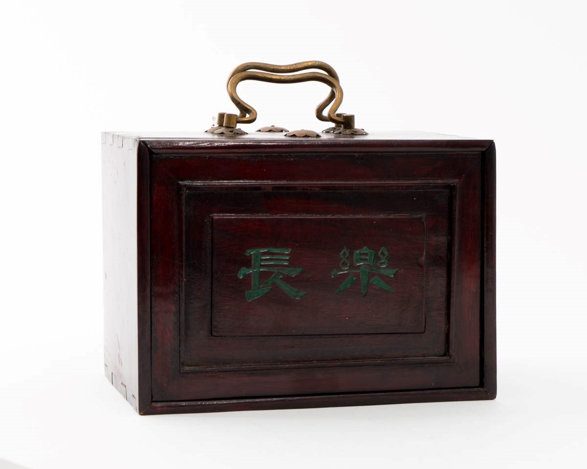 Antique 1920s Chinese Mahjongg Game Set Wood Case with Drawers 120 Painted Tiles