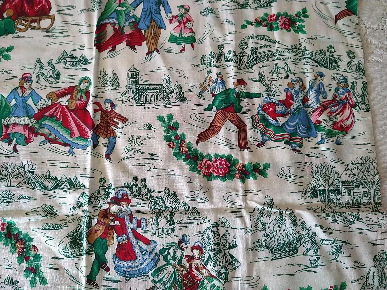 Christmas Village Skating Dickens Green Toile-Look Cotton Fabric 20×22 Wamsutta