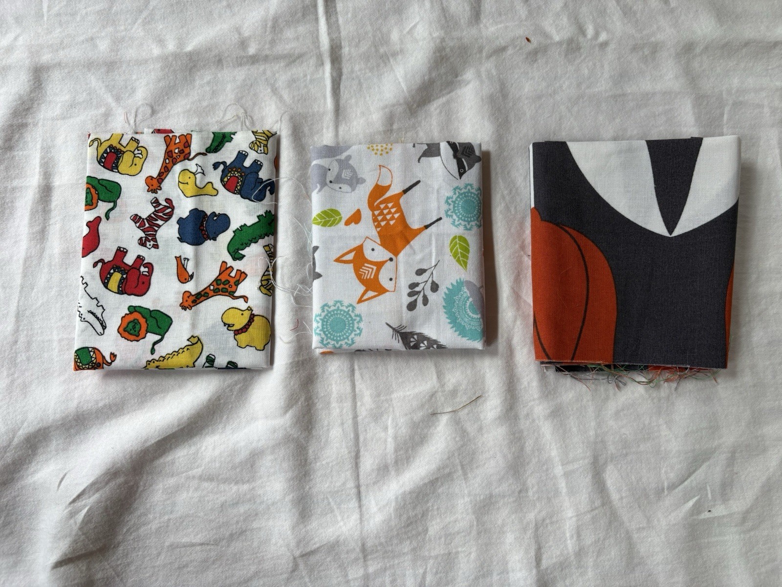 Fabric Remnants & Scraps Lot – Vintage Fabric – Large Lot – 10+ Pounds Of Fabric
