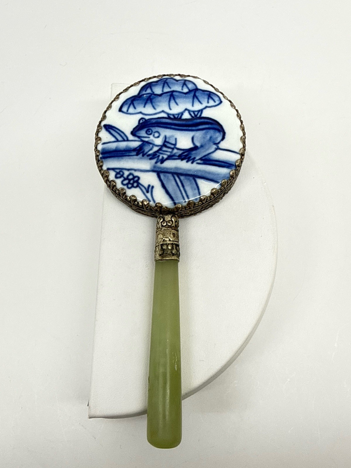 Vintage Chinese Hand mirror Blue White Porcelain Frog 5 1/4” Vanity Item