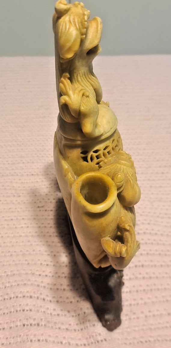 VINTAGE HAND CARVED SOAP STONE INCENSE BURNER FOO DOGS 8″ x 8 1/2″
