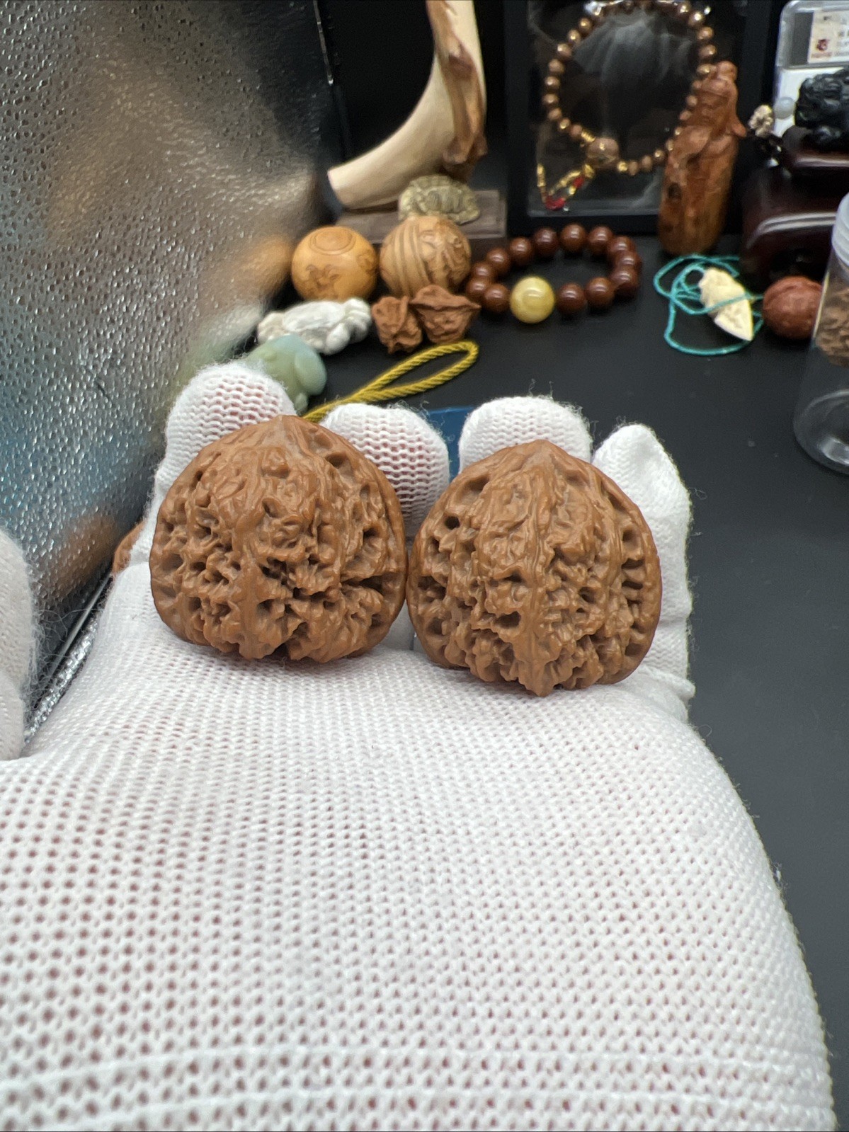 Pair of Match Chinese Health Walnut Collection36×34×33mm 精配文玩核桃～南疆石