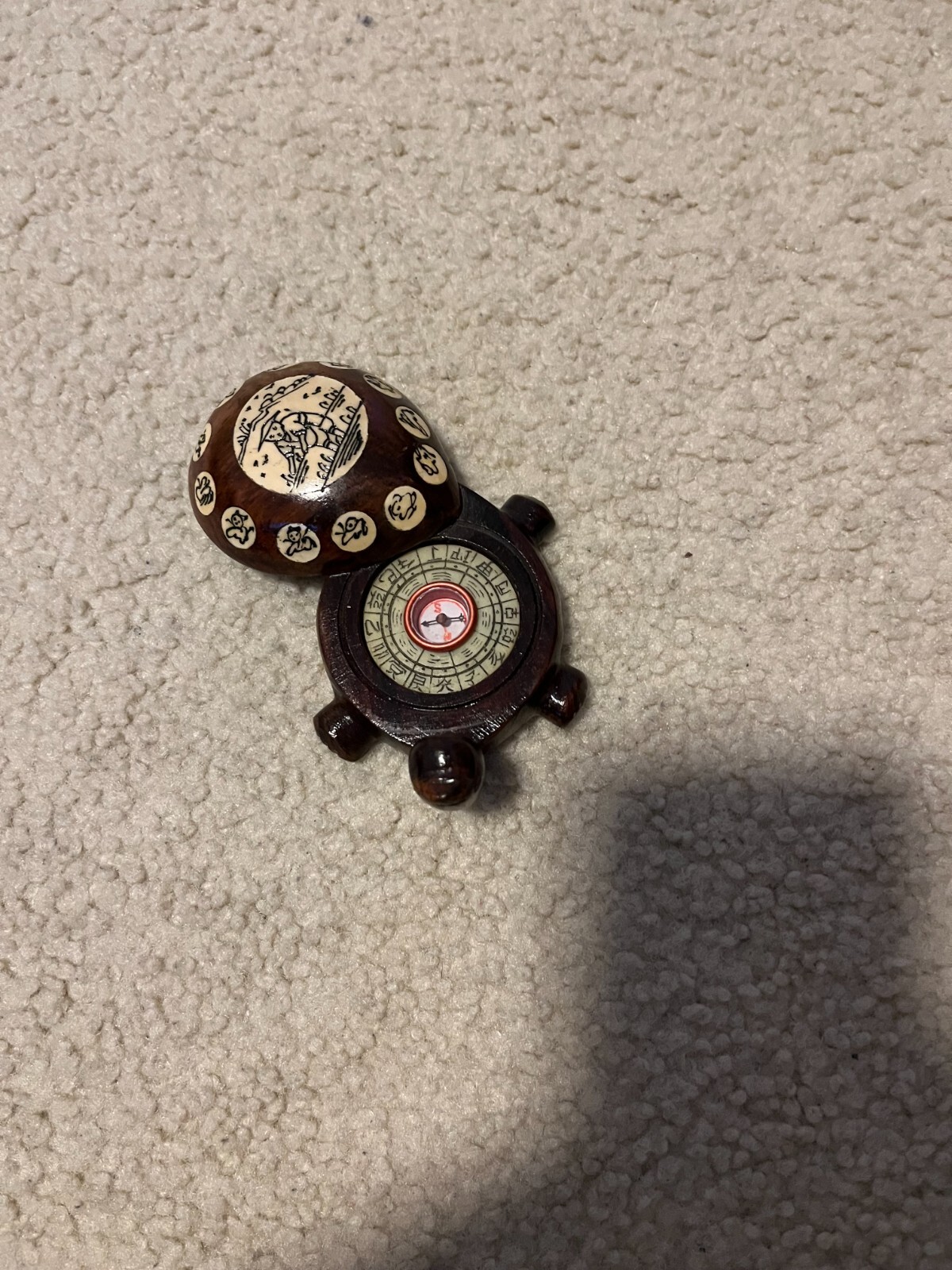 CHINESE TURTLE COMPASS