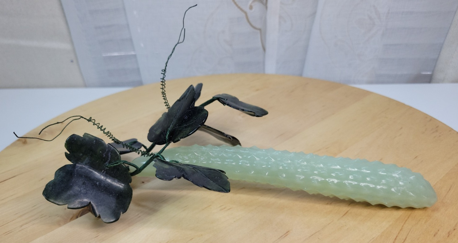 VTG Rare Chinese Green Jade Prickly Cucumber and Leaves 9.5″
