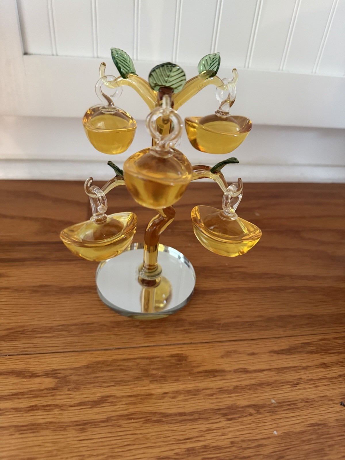 Asian Home Decor Ingot Boat Shaped Design Decoration Colored Glass Tree