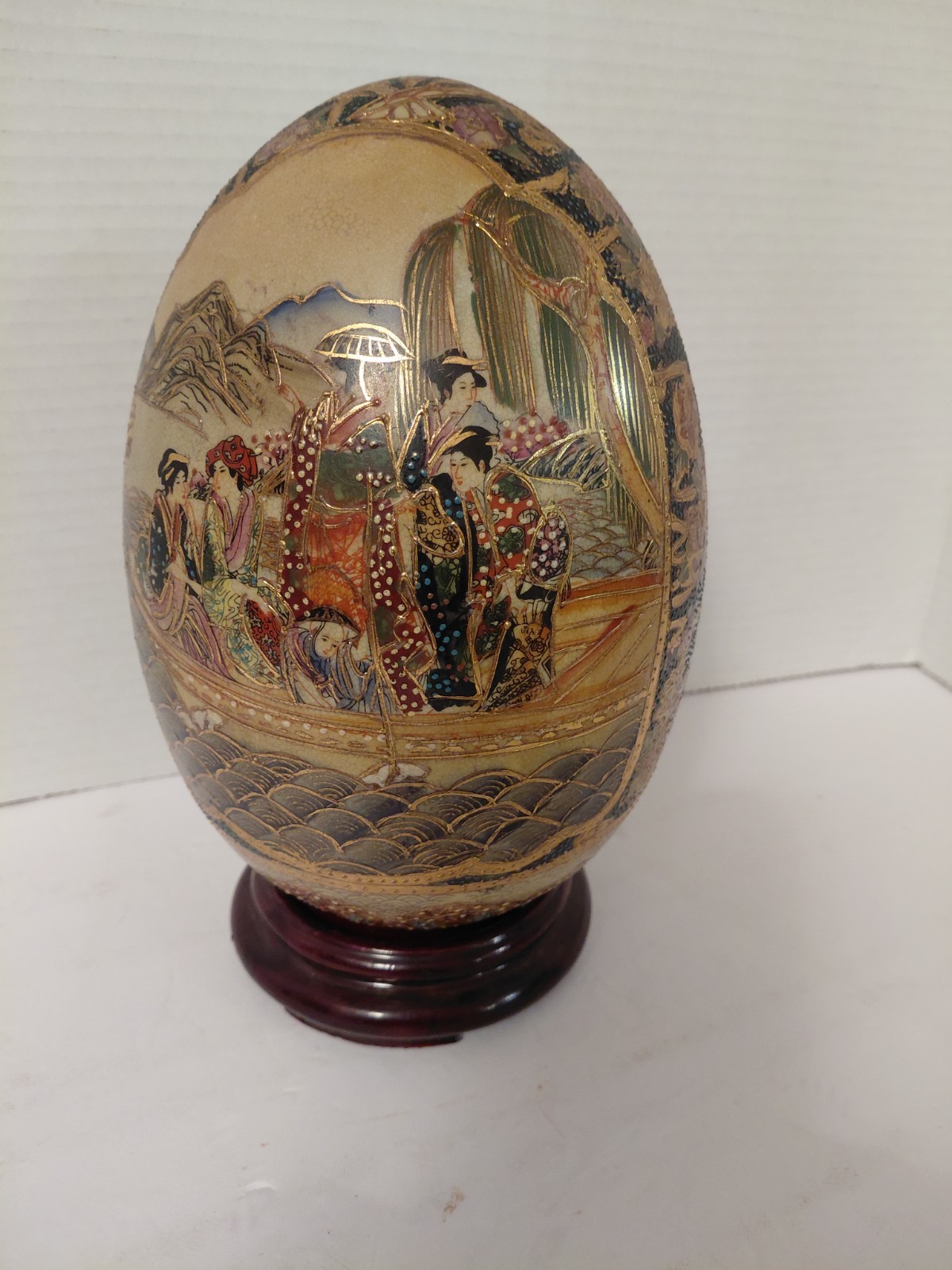 Vintage Satsuma Chinese Porcelain 14″ Asian Art Gold Gilding Egg Excellent Cond.