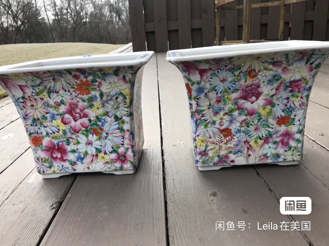 Chinese antique porcelain A pair of flowerpot Late Qing early republic