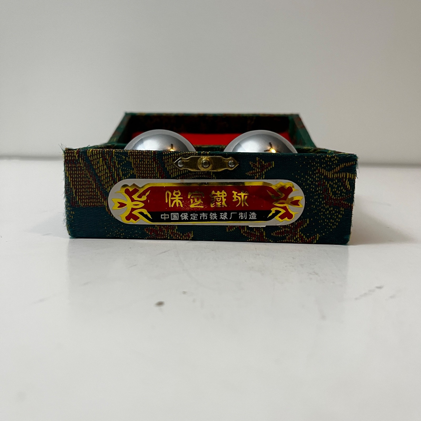 Shouxing Baoding Balls Chrome Steel Pair w/ Brocade Box, Chime