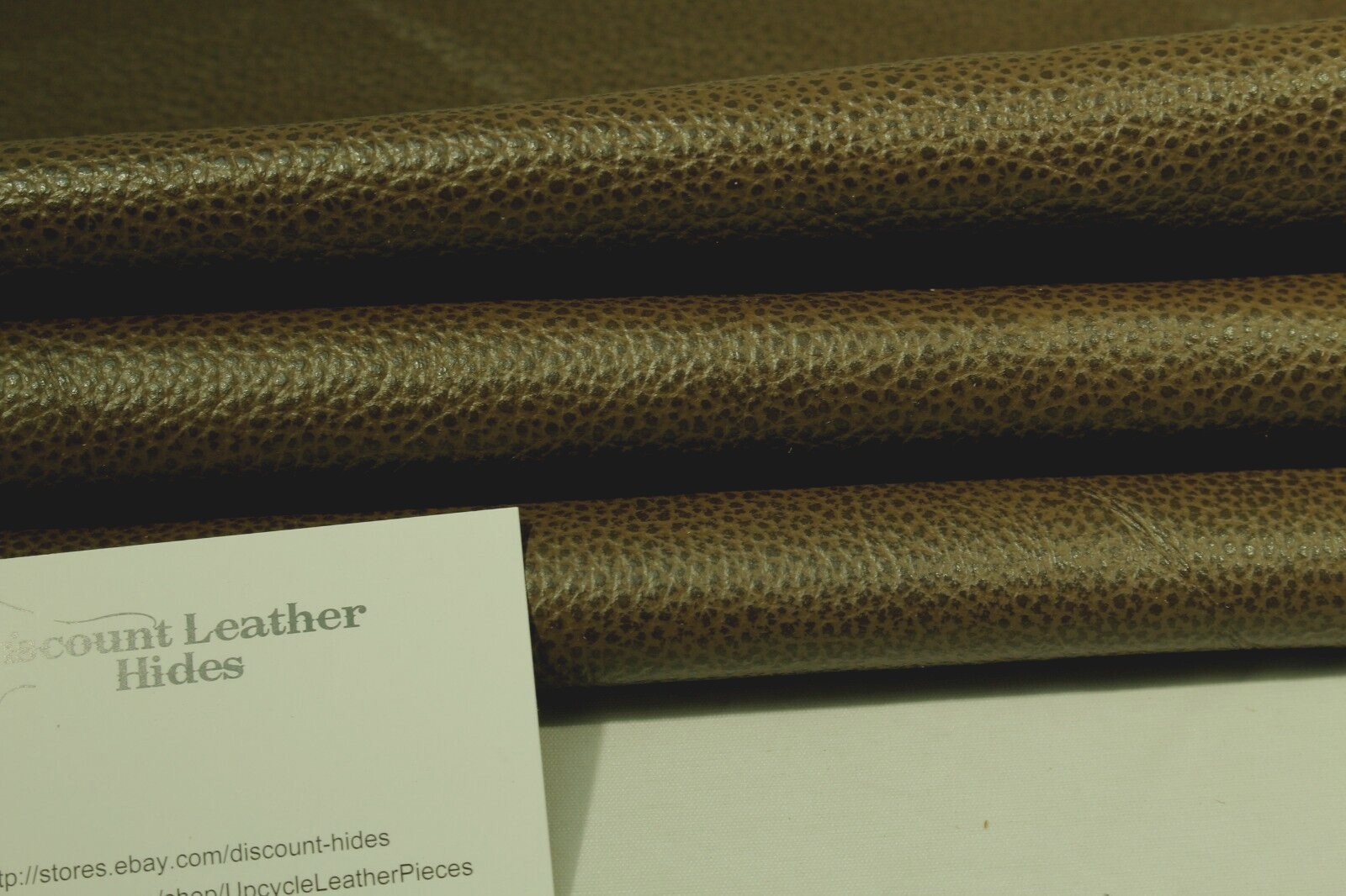 Au Naturel Brown Pebble with Flesh Lines (Various Sizes) ZE 90