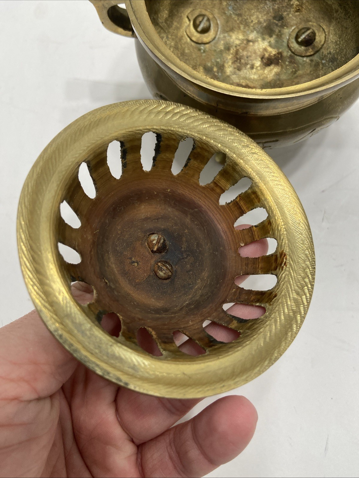 Vintage Chinese Brass Footed Incense Burner Holder Tri pod pot With Lid