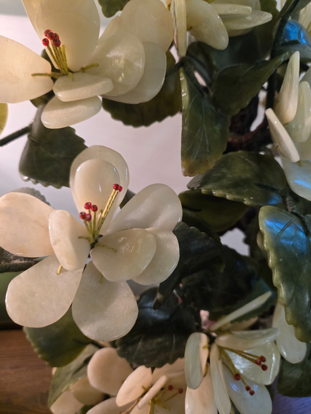 Vintage Jade Bonsai Tree Glass white Dogwood Flowers & Dark Green Leaves
