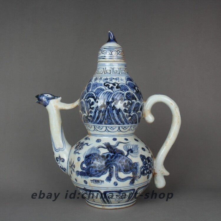 8.8″ China Blue White Porcelain Freehand Sketching Foo Fu Dog Lion Gourd Teapots