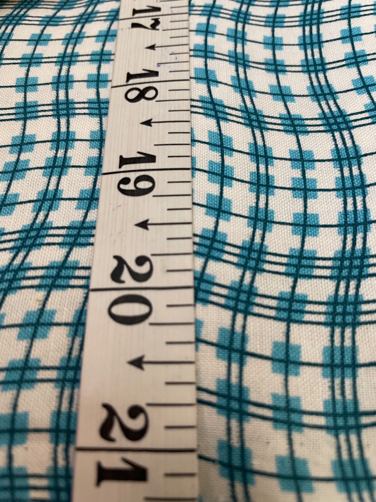 Fabric Lot 2 Yards 26 Inches 42 W Wavy Checks Stripes Turquoise Aqua White