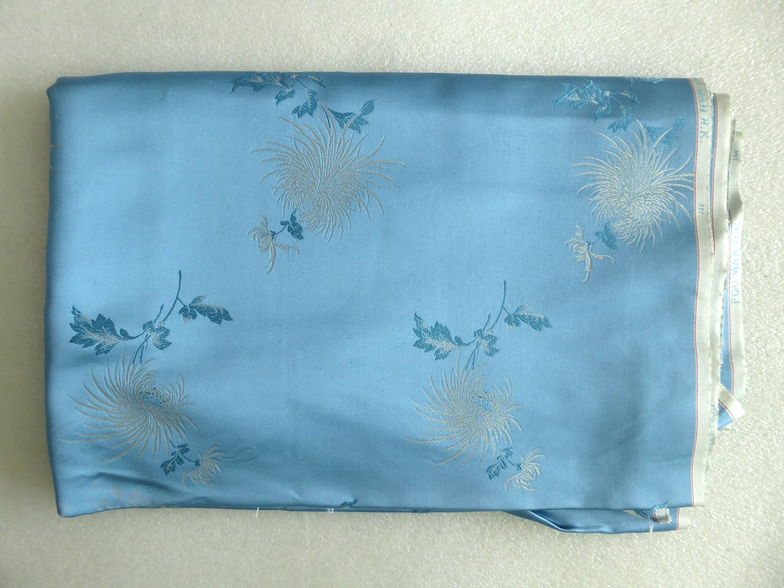 Vintage Chinese Silk Brocade Fabric Textile Silver Chrysanthemum 30×145″, 4 yard