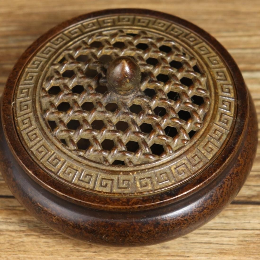 3.5″ Diameter China Retro Antique .Alloy Incense Burner Home Ornament