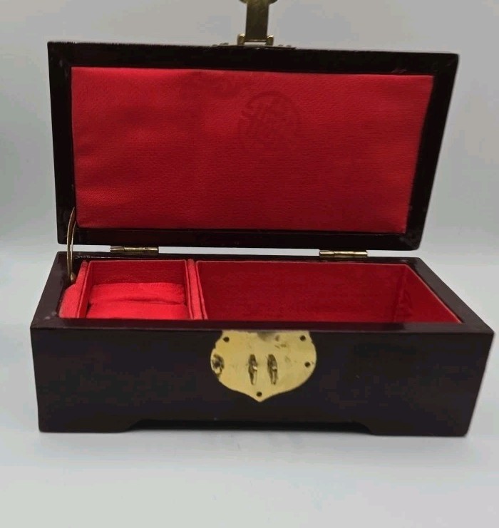 VTG San You Asian Jewelry Wood Box Diorama Cork Art Pagoda Scene Brass Lined