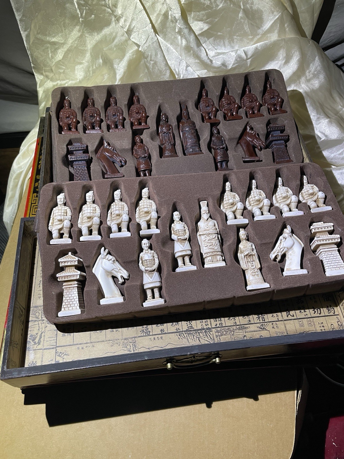 Ancient Chinese Themed Chessboard with Drawers In Great Condition See Photos