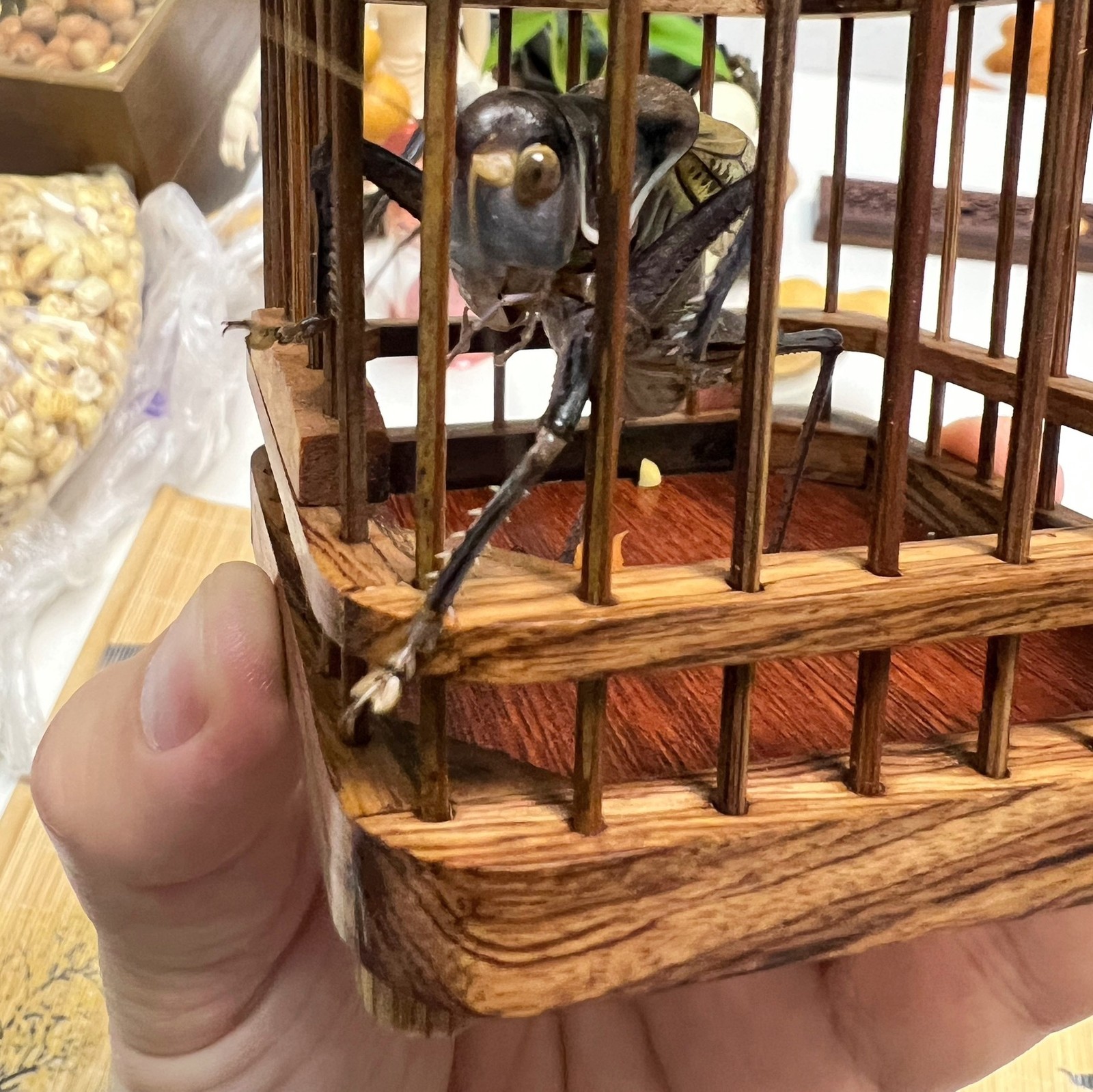 Handmade Solid Wood Cricket Cage Ebony Red Sandalwood Brass Hook 12×8.8cm