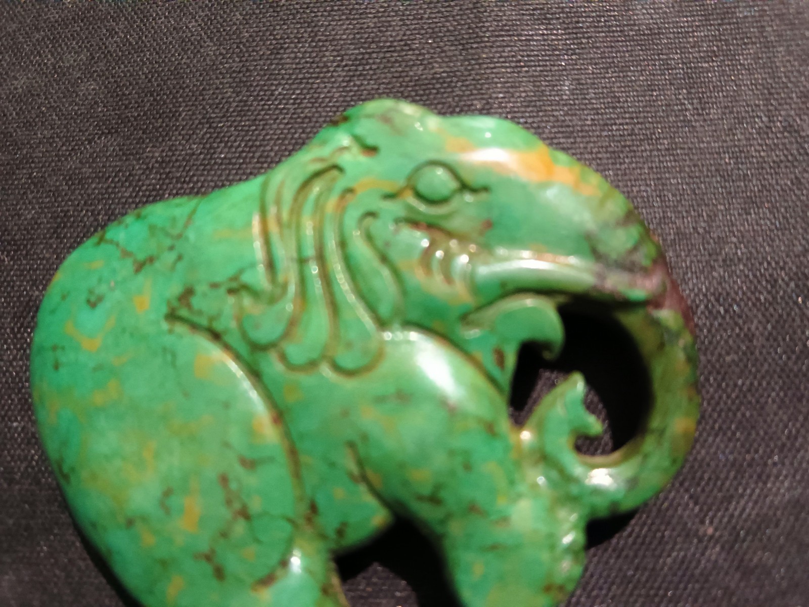 Good Quality Chinese Old Turquoise Hand Carved *Elephant* Pendant