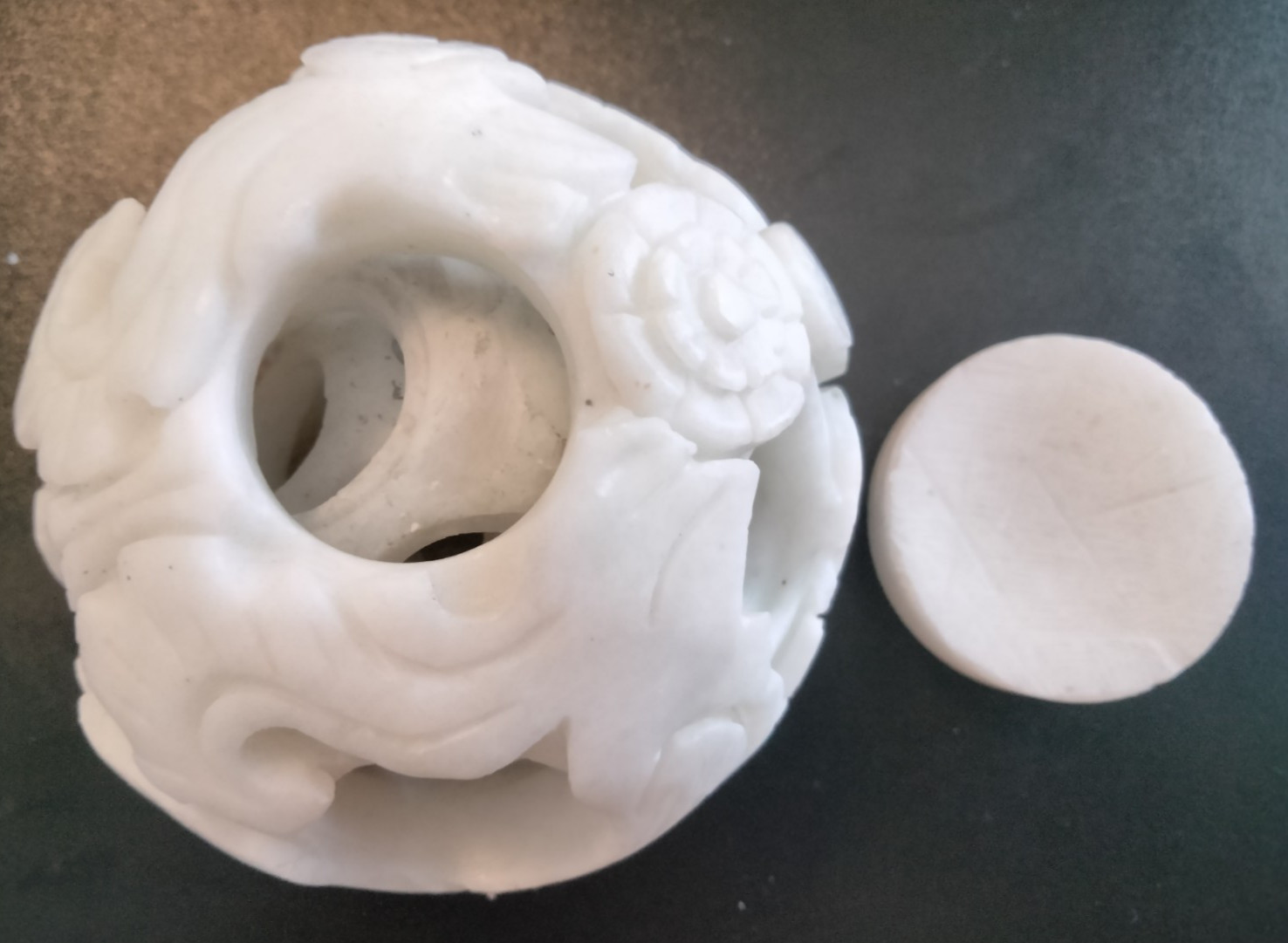 Chinese Carved Jade Handmade Puzzle Ball Sphere Decorative Collectible 5 layers