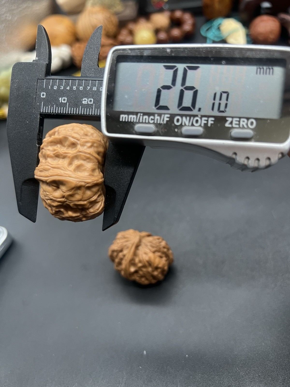 Pair of Match Chinese Health Walnut 27×36×26mm 精配文玩核桃～小众门头沟元宝