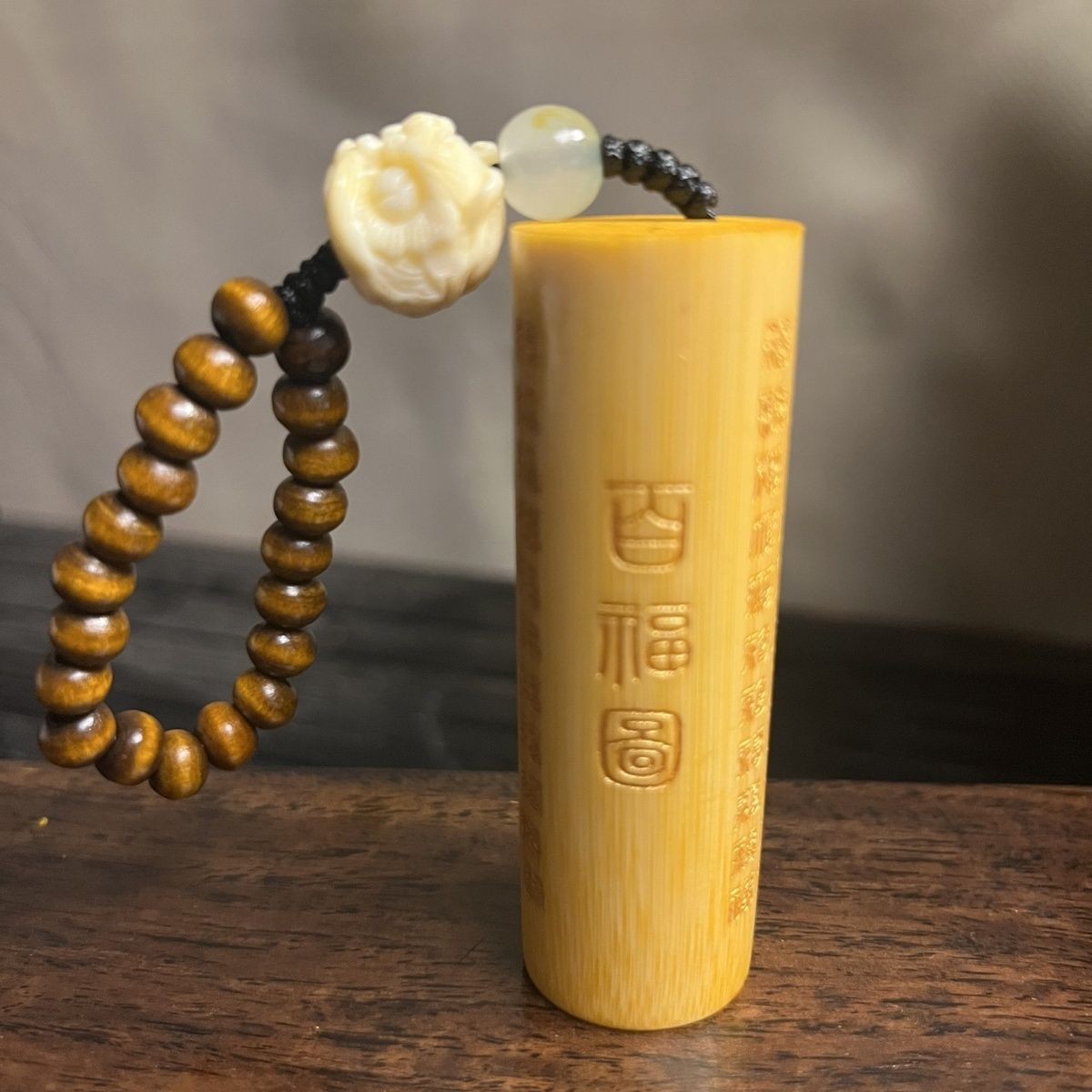 Premium Solid Jade Bamboo Hand-Carved Hundred Blessings Handle Piece Decorative