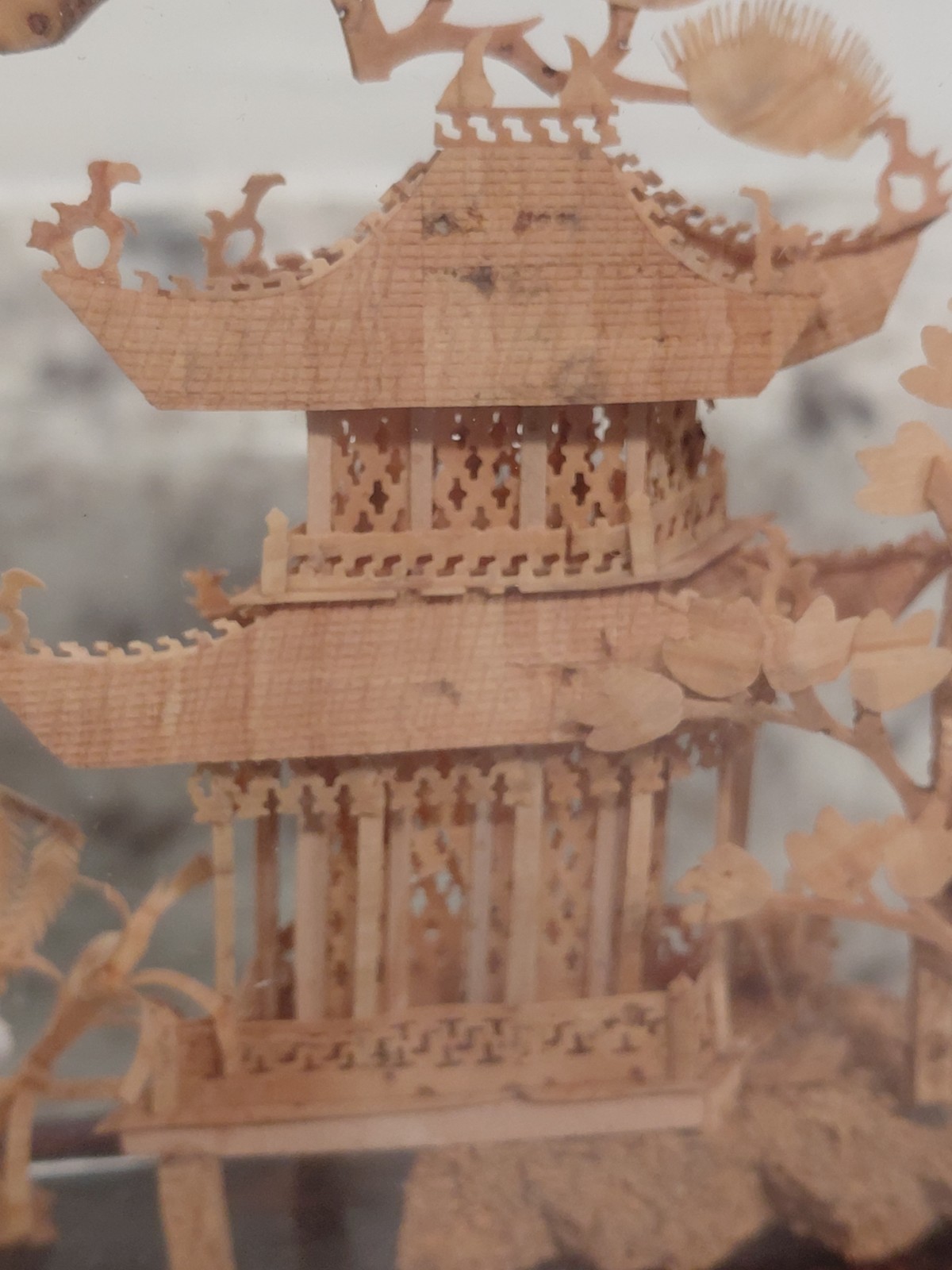 Vintage Oval Chinese Cork Art Diorama Shadow Box Pagoda Cranes Scene Glass Frame