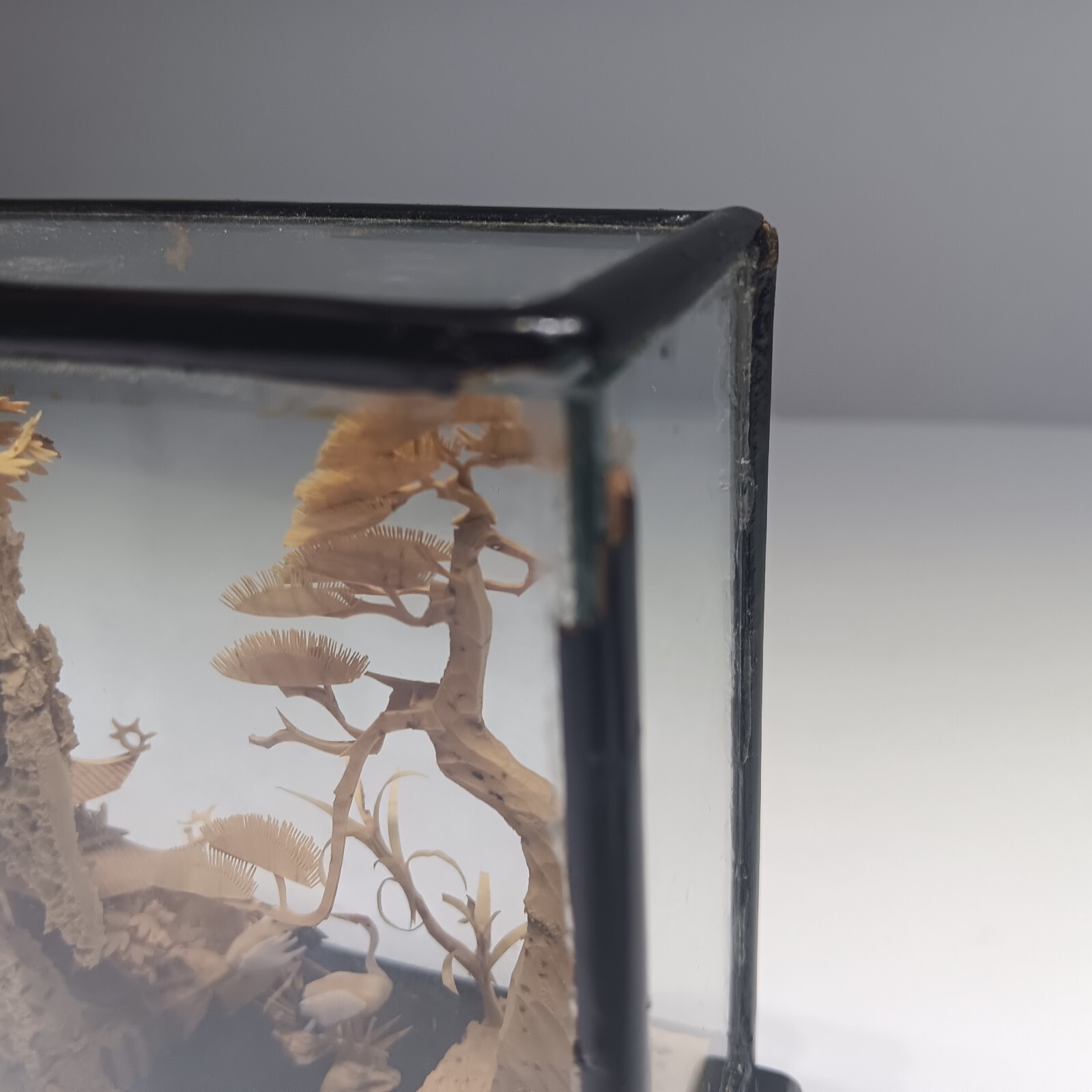 VTG Chinese Cork Carving Diorama Shadow Box Asian Art Pagoda Cranes 4″x4.5″x1.5″