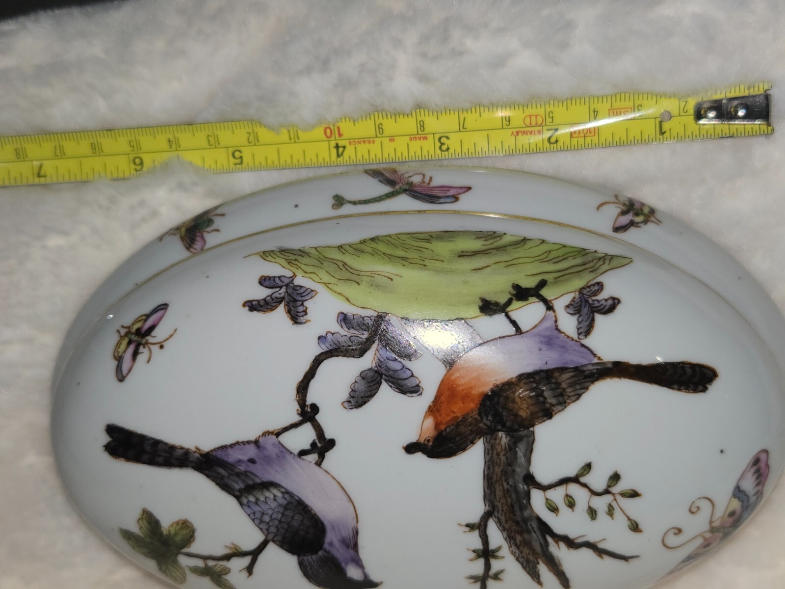 Vintage Hua Ping Tang Zhi Porcelain Chinese Bird Trinket Box Hand Painted