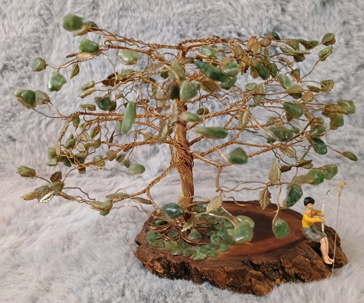 Vintage Bonsai Aventurine Tree Wooden Base Copper Wire Tree With Fisherman