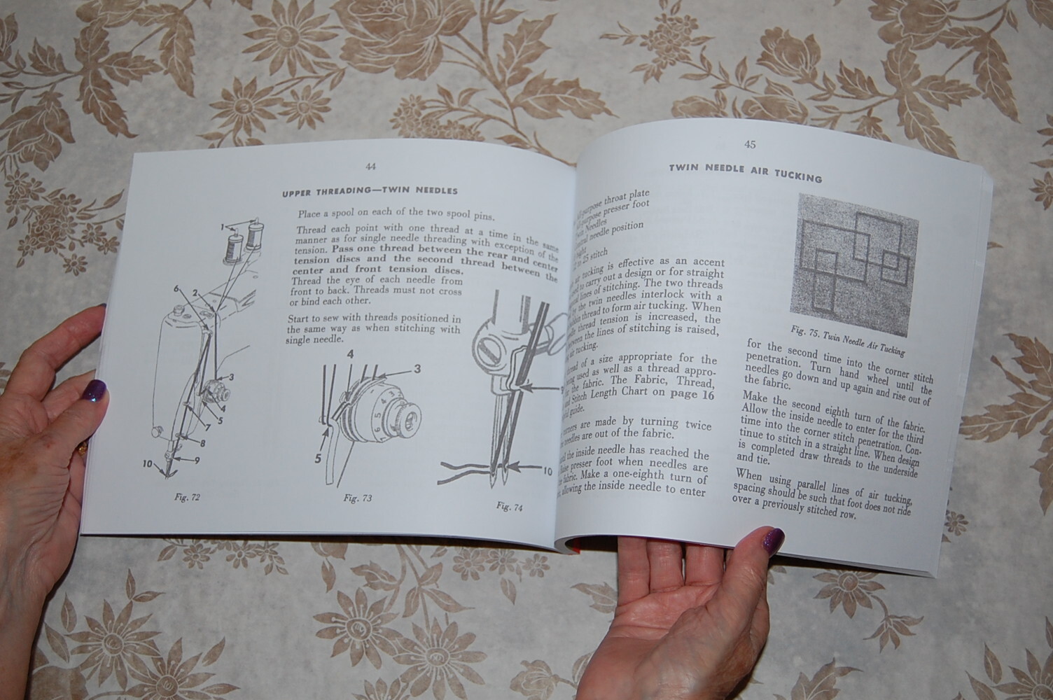 Rare Deluxe-Edition Instructions Manual for Singer 319 319k 319w Sewing Machines