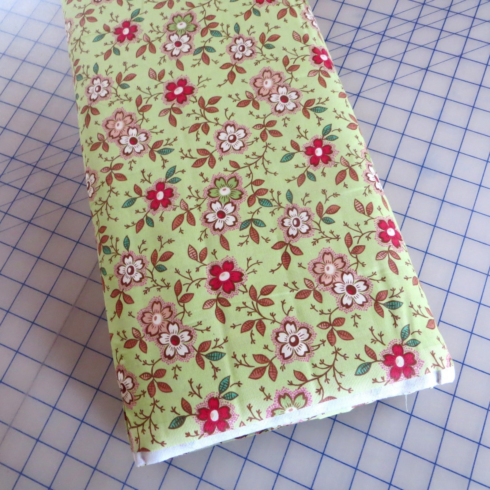 By The Yard, Medium Flowers On Lime Green~ $3.99 Ships Any Amount Of Fabric.