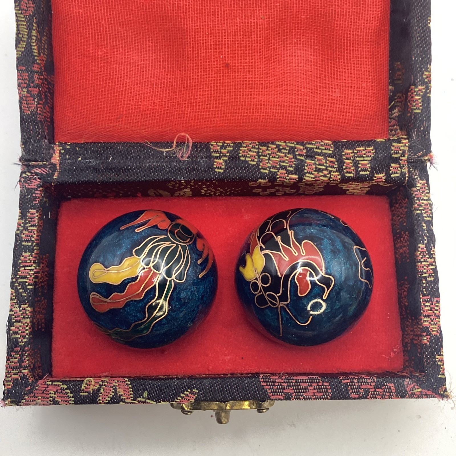 Chinese Harmony Balls Exercise HAND Therapy MEDITATION Metal Chiming DRAGONS Box