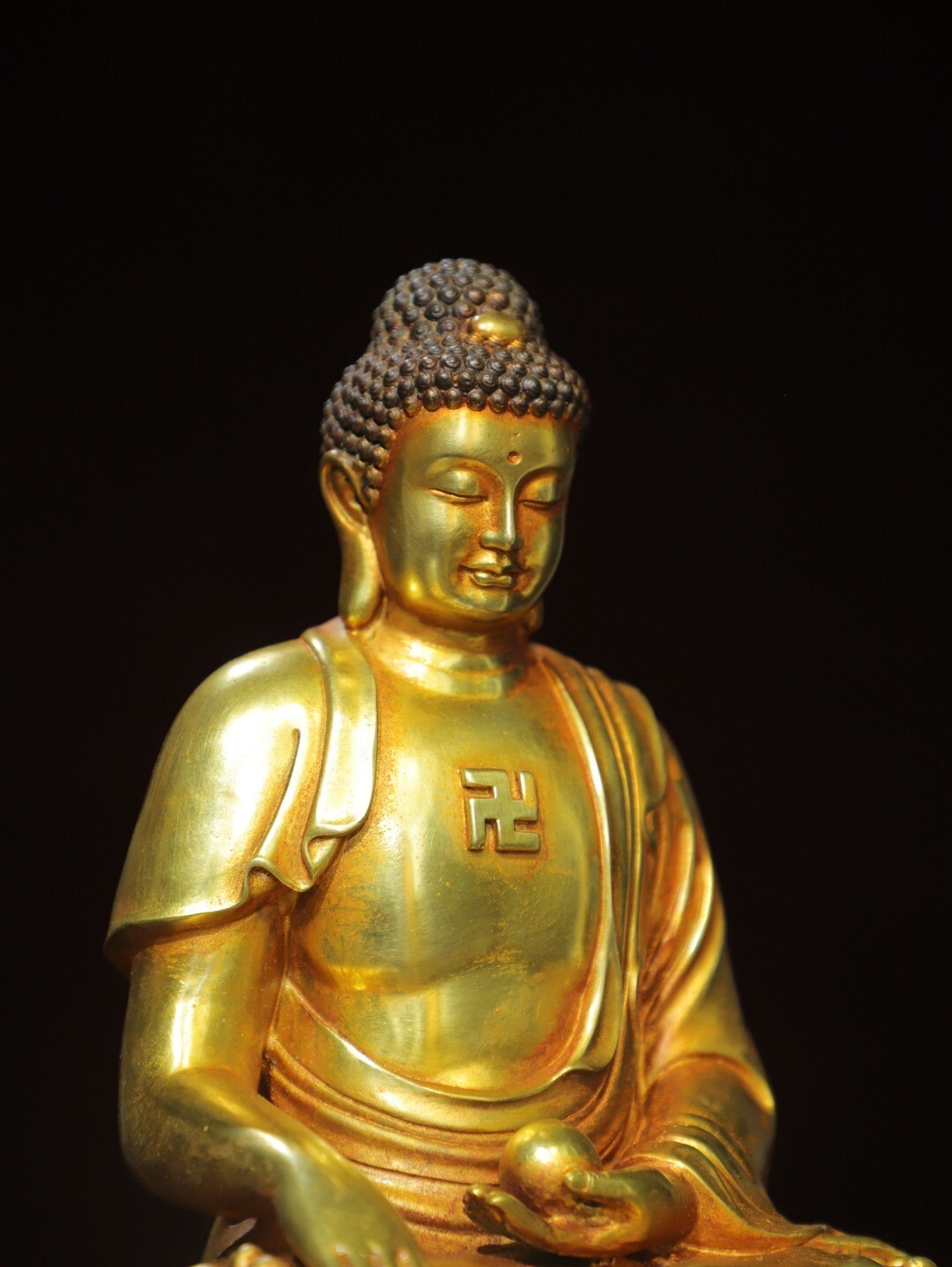 Bronze gilded statue of Amitabha Buddha Buddha statue