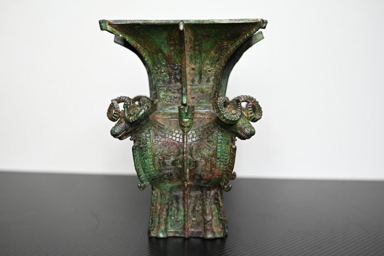 Chinese Bronze Ornament Relic Four-ram Square Zun Fangzun *replica #V078