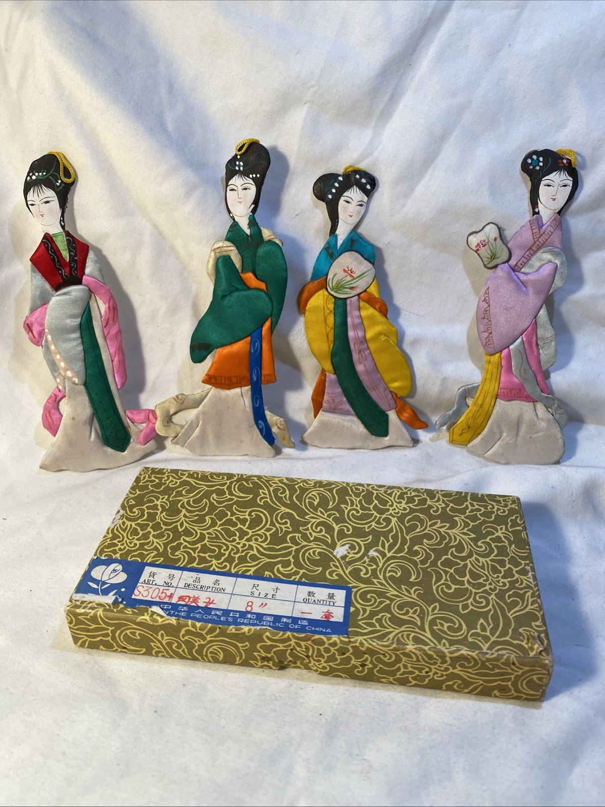 Vintage Set Of 4 Asian Oriental Geisha Girls Silk Satin Ornaments
