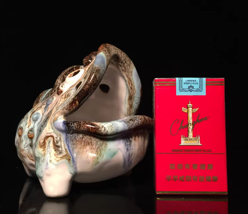 5.1″ Chinese Pottery Porcelain Pure Handcrafted Golden Toad Originality Ashtray