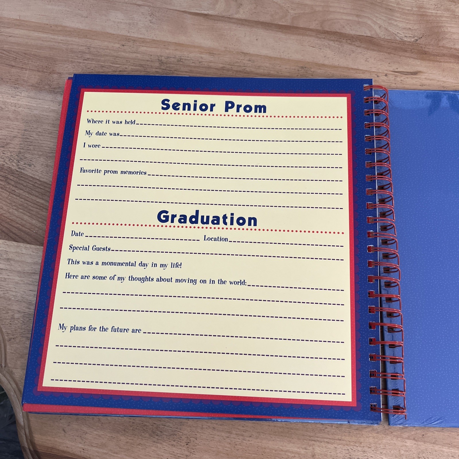 New Seasons School Years Memory Keeper K-12 Spiral PhotoAlbum Scrapbook 2001 Y2K
