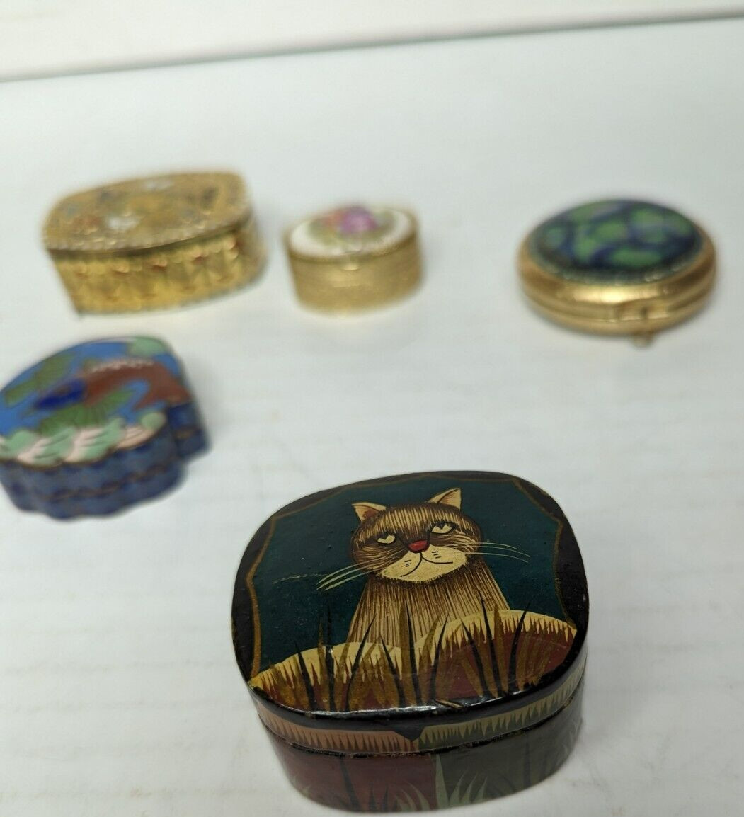 5 Pcs. Of Vintage Used Chinese Brass & Decorated Lidded Boxes Trinket