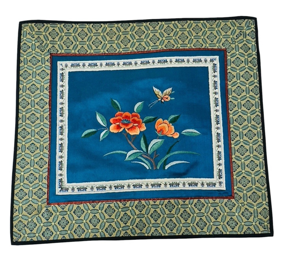 5 COLORFUL SILK PLACE MATS W/FLORAL EMBROIDERY, MADE IN CHINA, 11″ X 10″