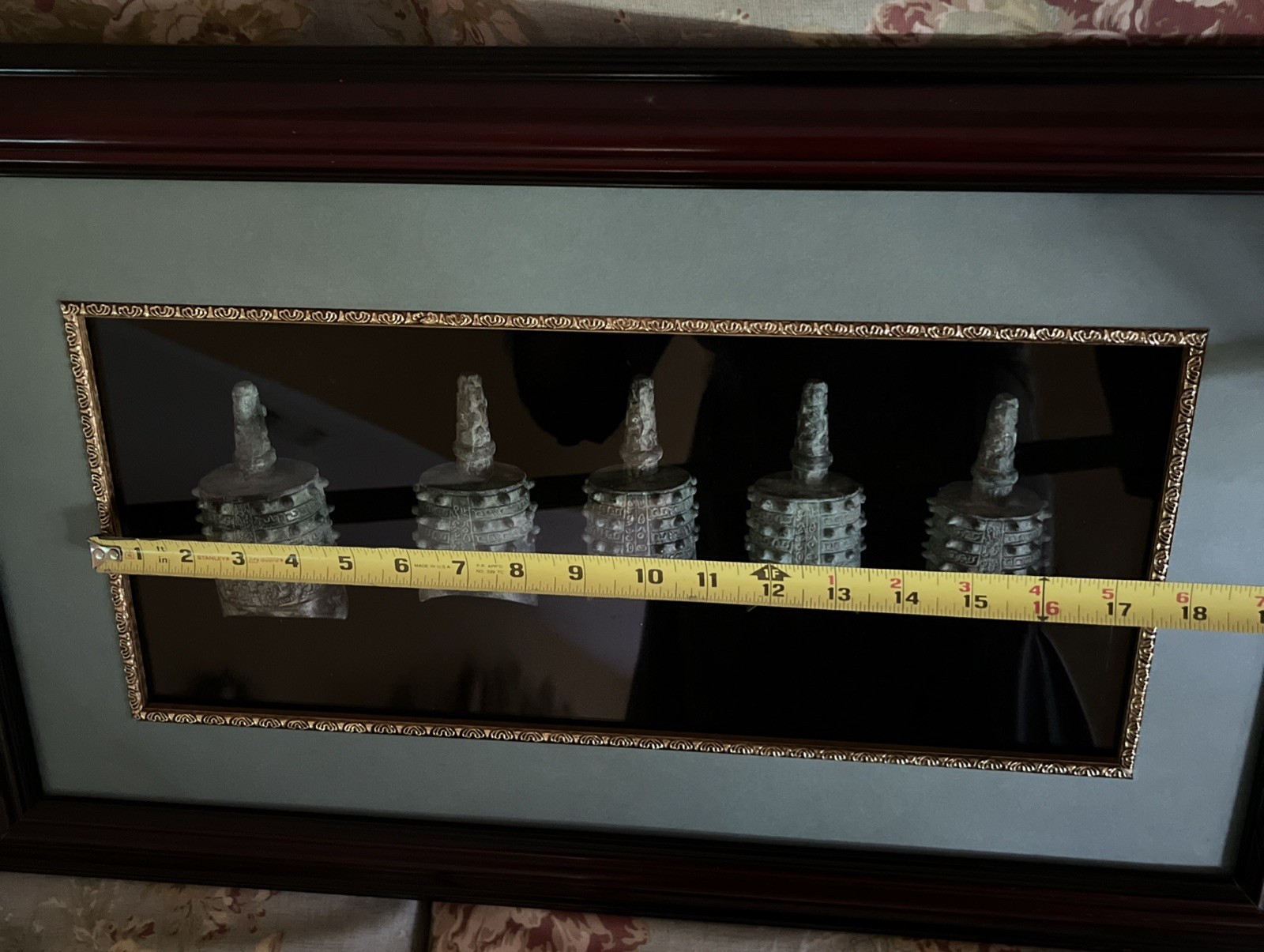 Chinese Framed Vintage Set Of 5 Antique Bronze Bianzhong Replica Meditation Bell