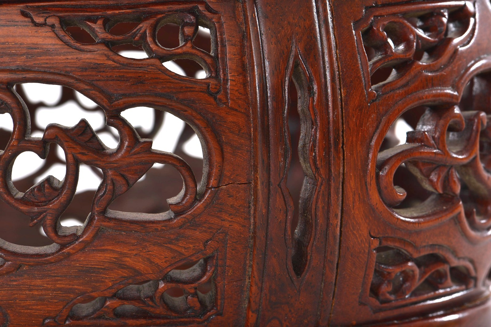 1950’s Chinese Hard Wood Hardwood Carved Carving Vase Statue Stand 8″ 22CM