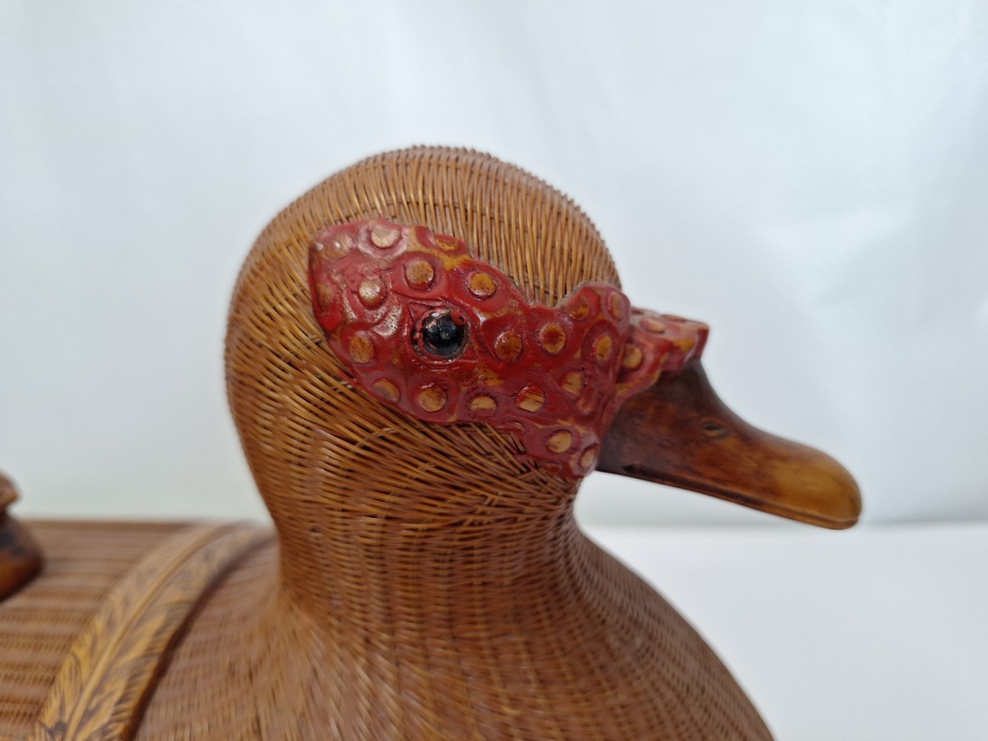 Mid Century SHANGHAI HANDICRAFTS WICKER & CARVED WOOD BASKETRY Basket BOX DUCK