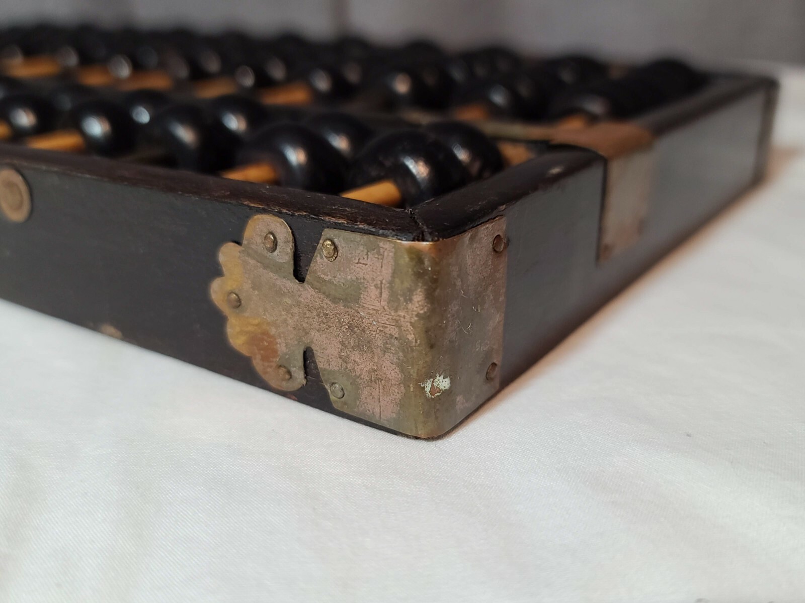 Vintage Chinese Lotus Flower Brand Abacus Wood Brass 11 Rows 77 Beads Original