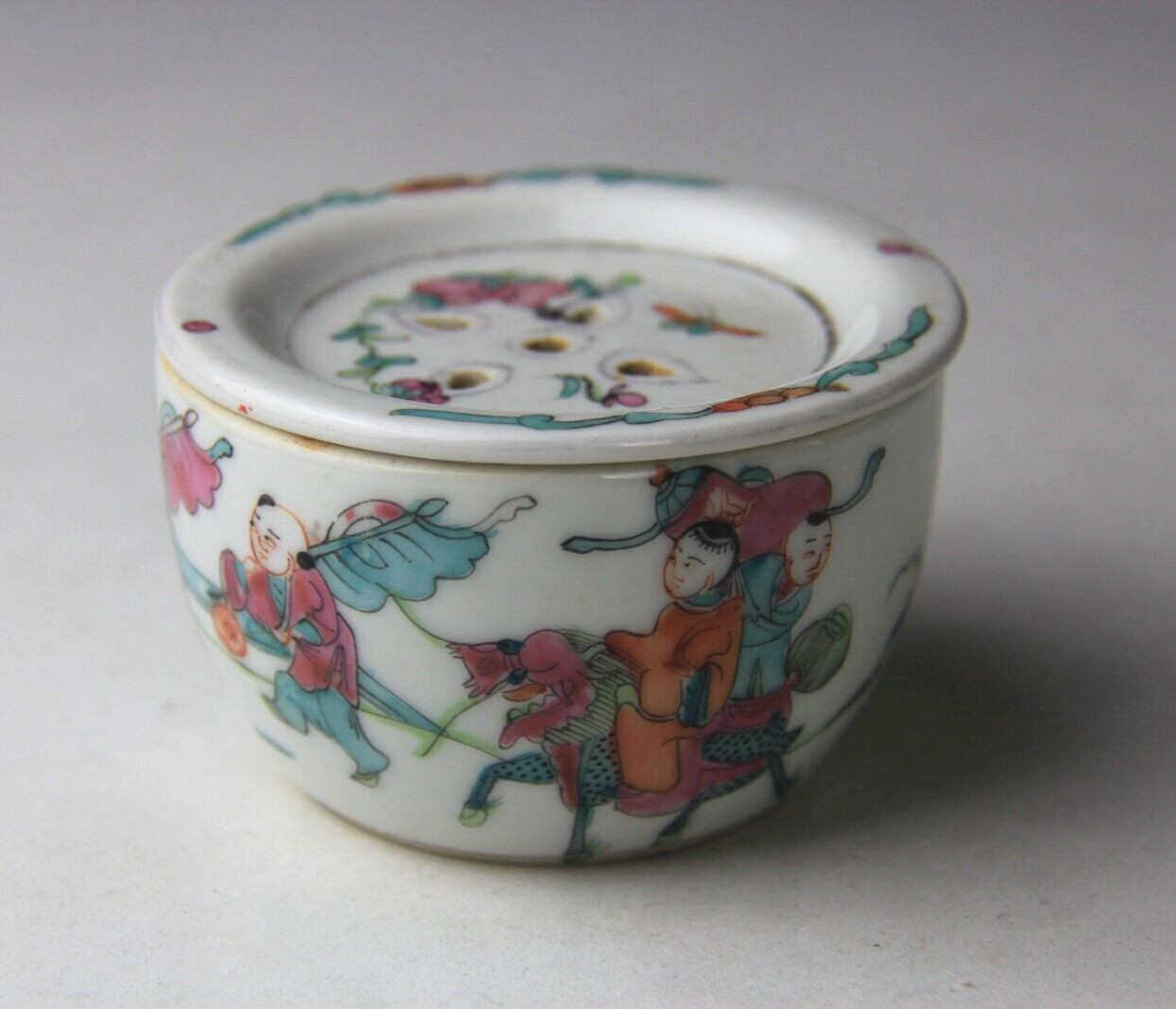 Antique Chinese Porcelain Famille Rose Cricket Cage Box