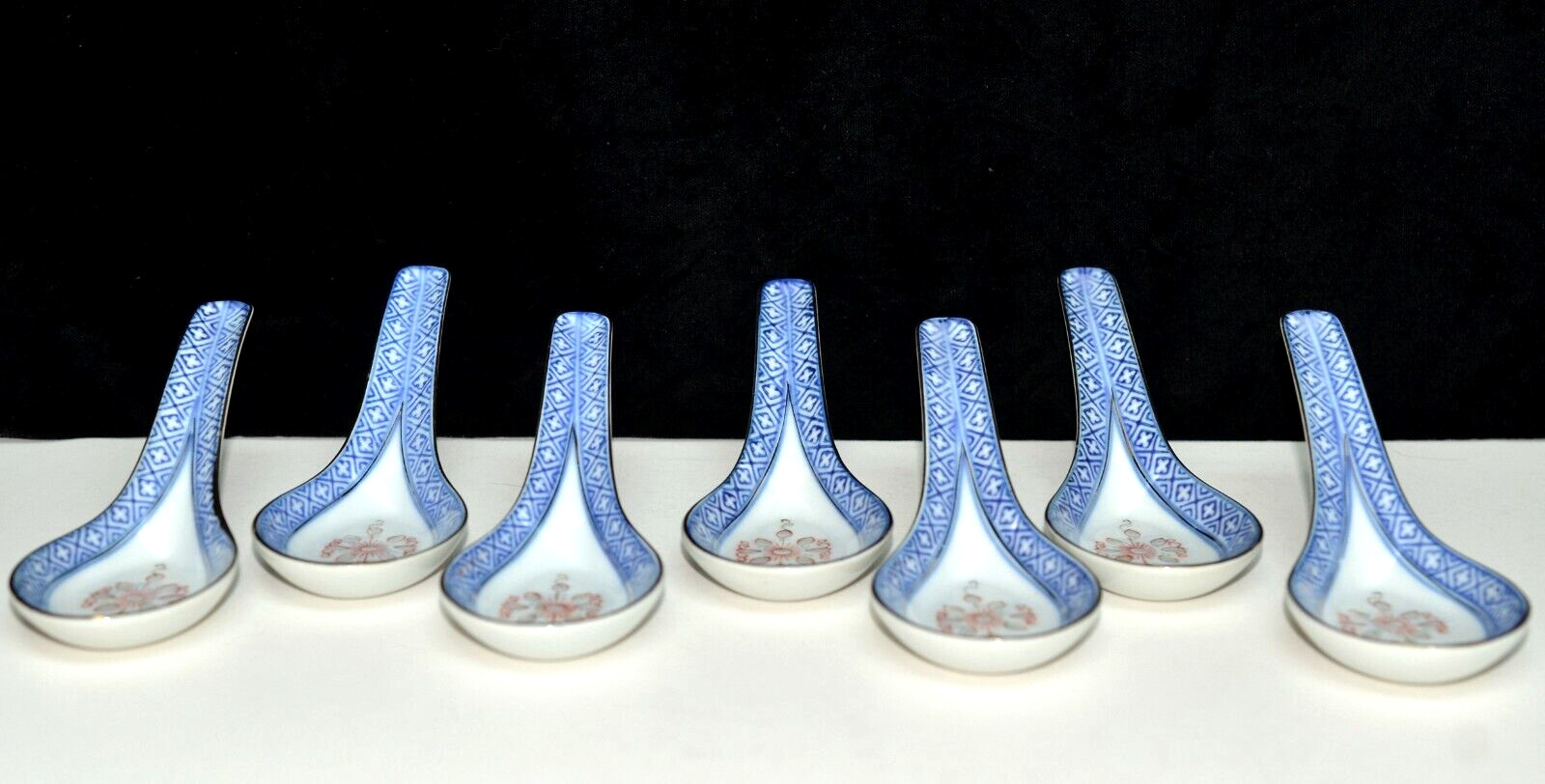 Chinese Rice Eye Grain * 7 SPOONS * Porcelain, Blue White Flower Oriental, EXC