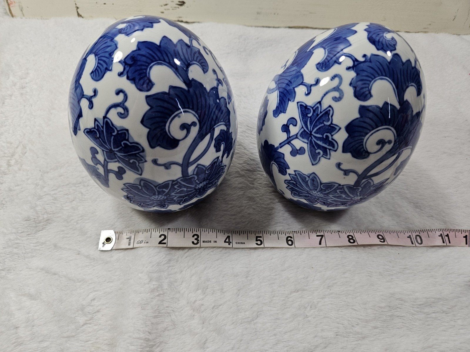 Vintage Asian Blue & White Two Large Eggs 7” Collectible Home Décor Flowers